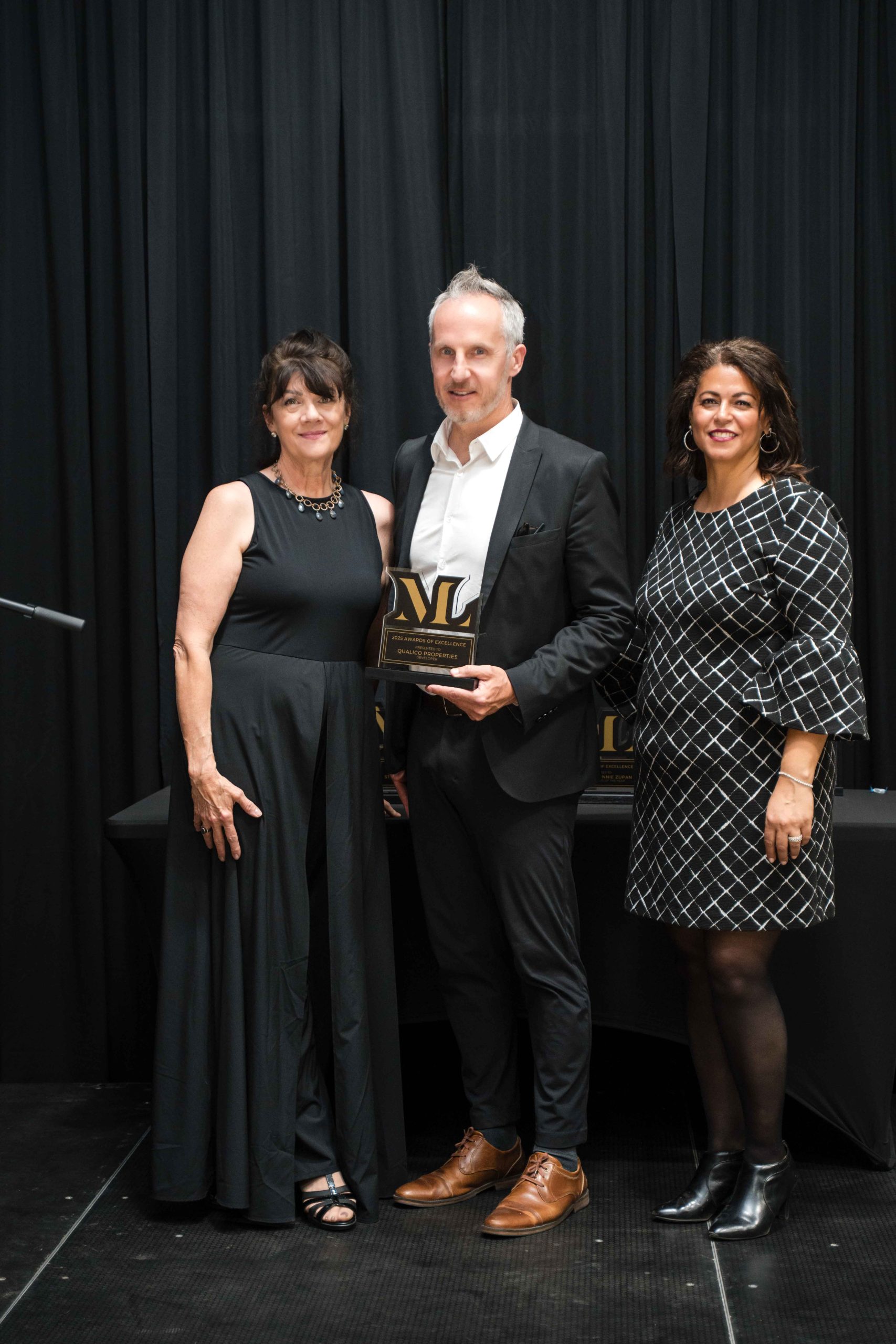 Modern Luxuria / Lexus of Edmonton