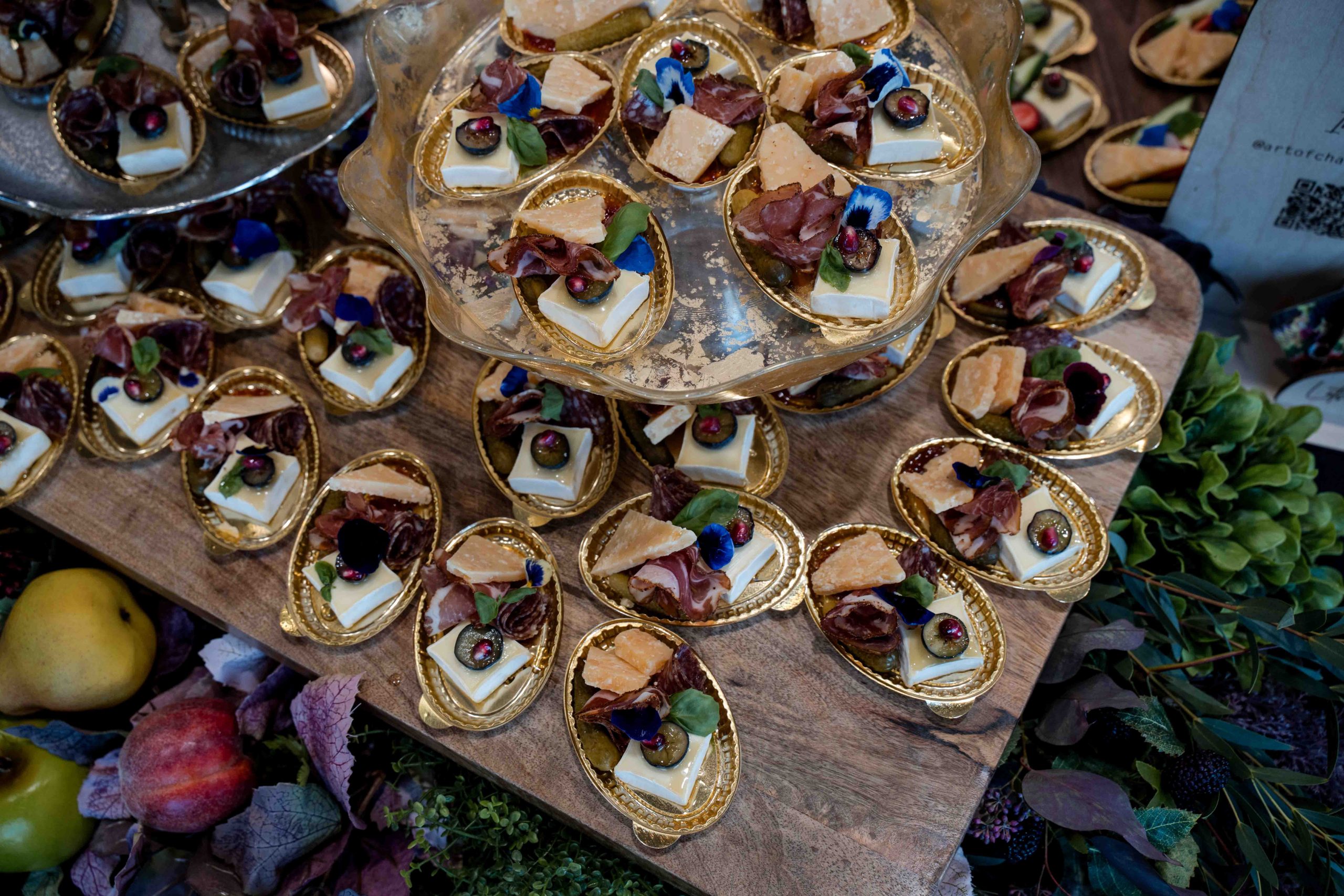 Modern Luxuria / Lexus of Edmonton